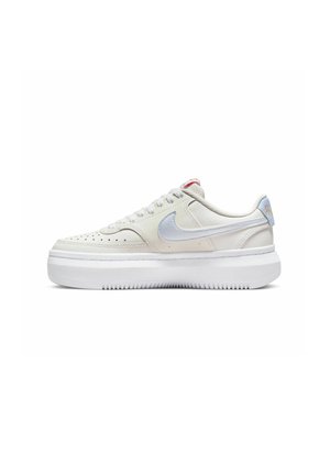 Nike Sportswear COURT VISION ALTA - Sneaker low - off-white