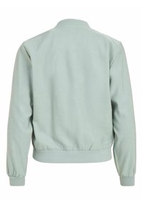 Světle zelená bomber bunda, měkká tkanina, design s vroubkovaným límcem a manžetami, elastický pas, hladká textura, žádné viditelné kovové prvky nebo vzory.