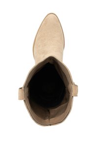 Beiger Wildleder-Stiefel mit spitz zulaufender Zehenpartie, dezenten dekorativen Nähten und kleinen seitlichen Laschen für einfaches An- und Ausziehen. Weiches, strukturiertes Innenfutter.