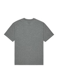 T-shirt gris uni à manches courtes posé à plat, montrant le dos avec un col rond et sans logos ni motifs visibles.