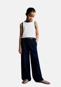 Mango Kids - Hlače - donkermarine Miniaturna slika 1