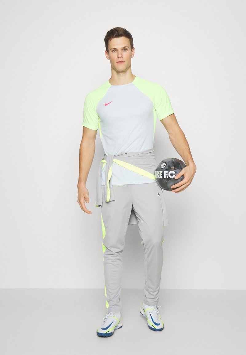 Nike Performance T-shirt de sport - Photo 2