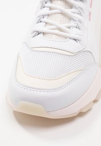 Puma Zapatillas - white