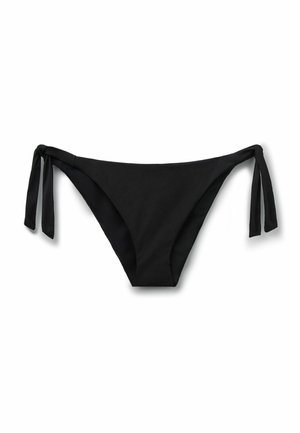 Schwarzer Bikini-Slip mit seitlichen Bindebändern, flach liegend auf weißem Hintergrund.