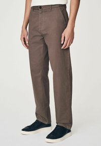 Next STRETCH - Hlače - truffle brown