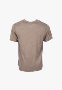 Sélectionné, taupe