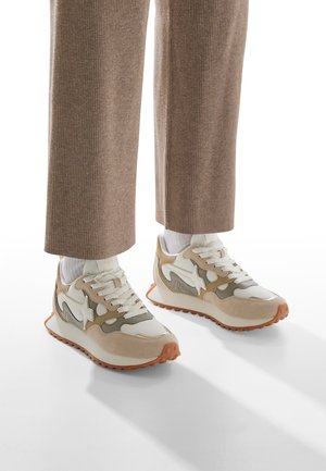 LOOP W - Sneakers basse - creme weiß