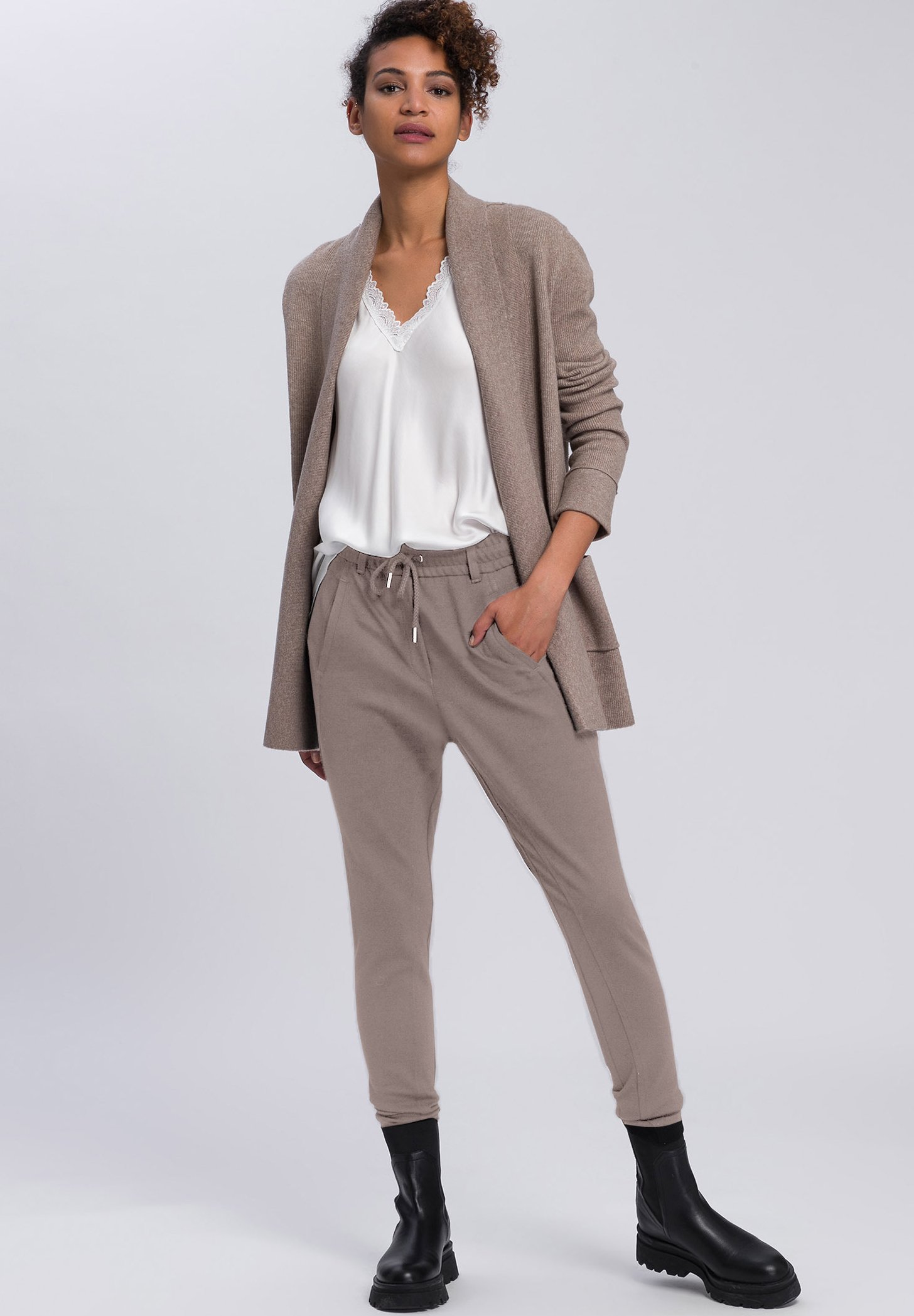 strickjacke damen taupe