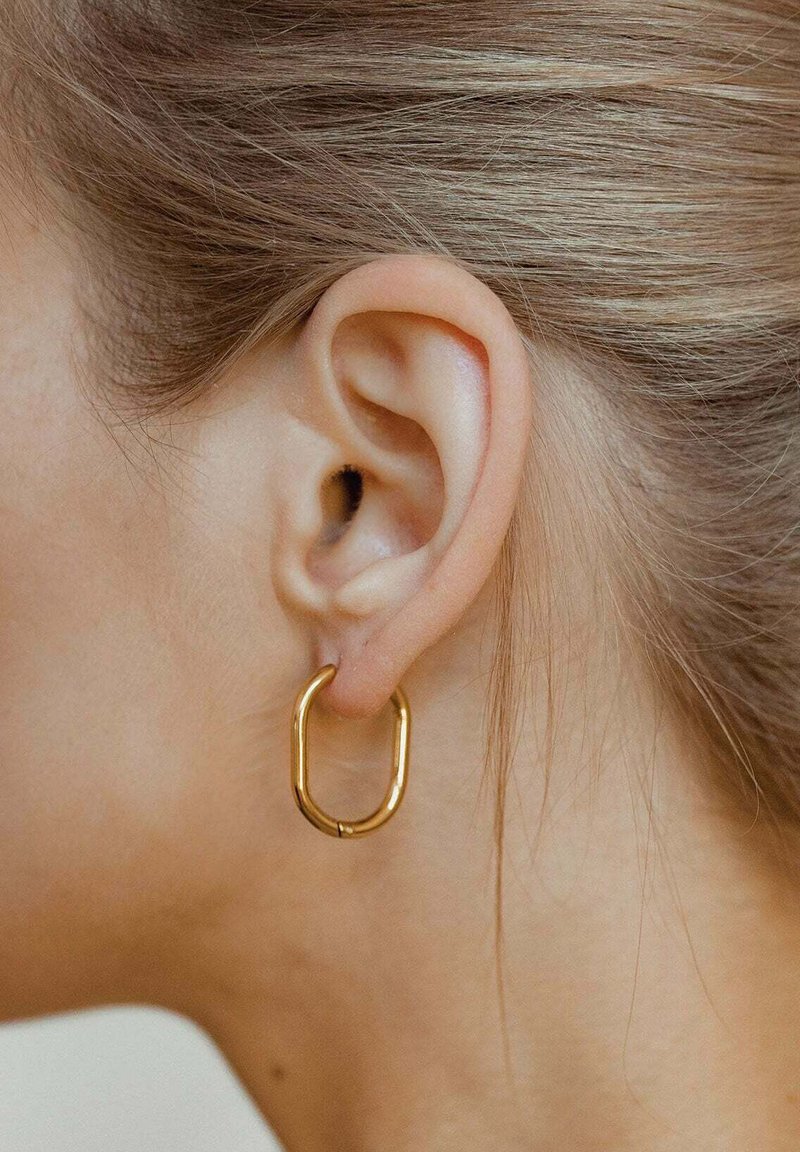 Damen Halsketten | Hey Happiness THIN OVAL Ohrringe goldfarben - VY39665 Damen Halsketten | Hey Happiness THIN OVAL Ohrringe goldfarben - VY39665
