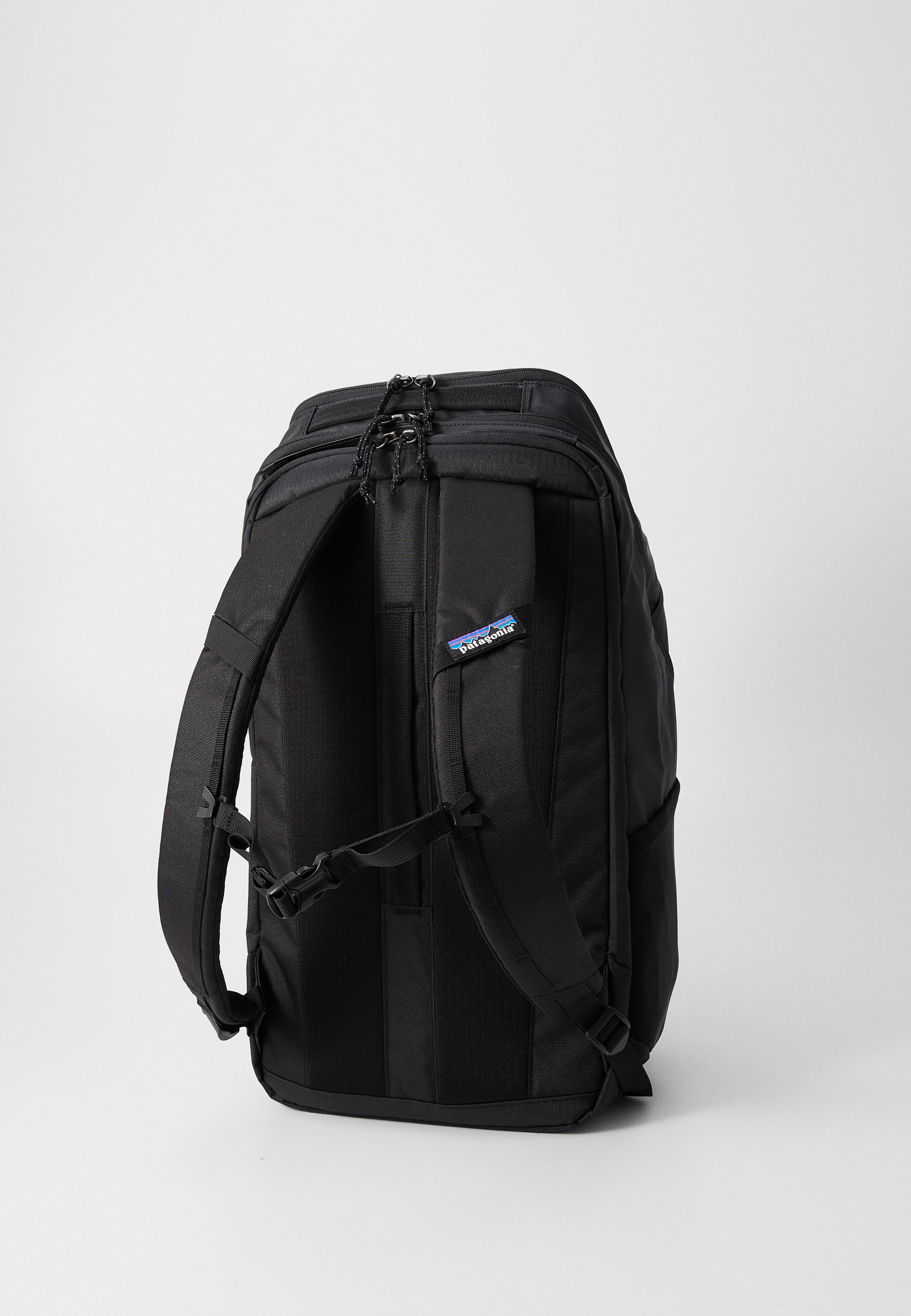 Patagonia BLACK HOLE PACK 32L UNISEX - Tursekk - black/svart