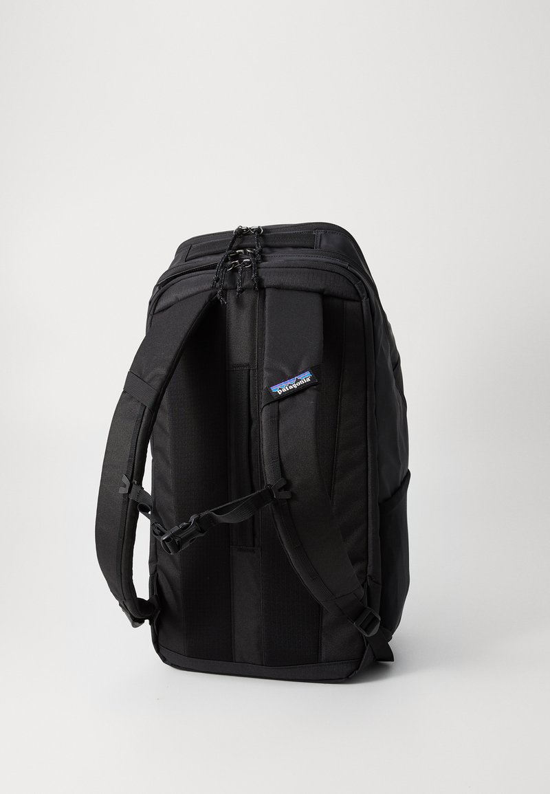 zaino patagonia black hole 32l Pack it is a reliable companion that will never let you down on any of your adventures Black Hole Pack 32L -