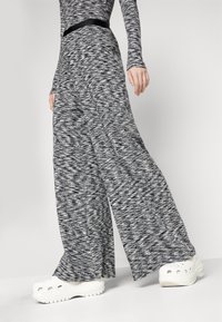 Mads Nørgaard SPACE VERAN PANTS - Leggings - multi black