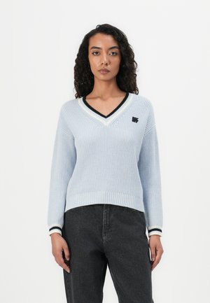 SHAKER STITCH V NECK PULLOVER - Strikkegenser - frost blue