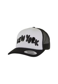 Căciulă snapback alb-negru cu inscripția "NEW YORK" în litere negre în relief pe panoul frontal alb, cu spate din plasă neagră.