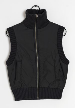 Vest - black