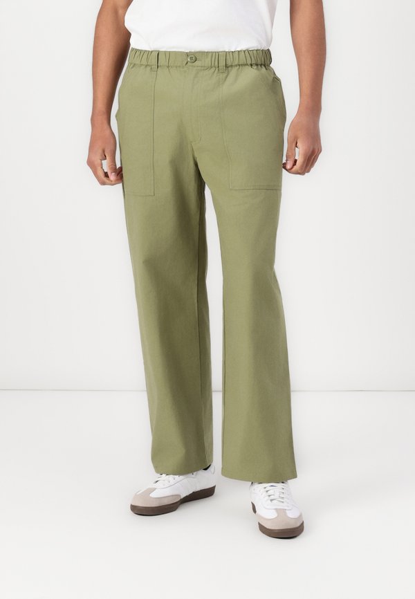 JUNGLE PANT UNISEX - Trousers - olive