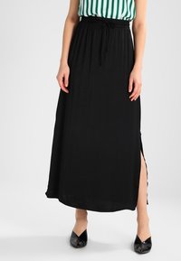 VILA Maxikjol - black