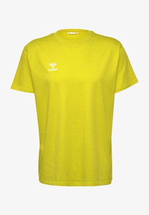 Heldere gele katoen T-shirt met een ronde hals, korte mouwen en een wit logo op de linkerkant van de borst. Gladde textuur, casual ontwerp.