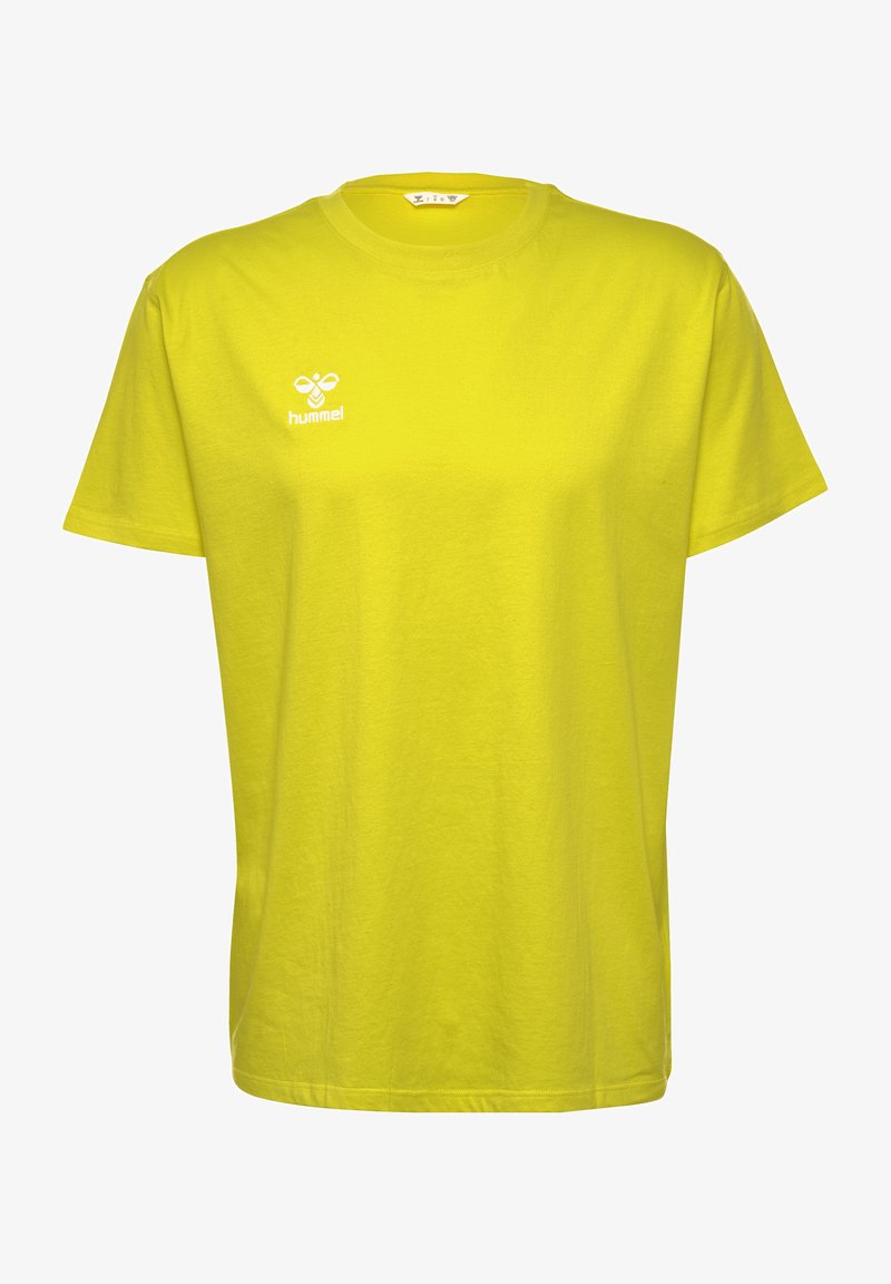 Lys gul bomulds T-shirt med rund hals, korte ærmer og et hvidt logo på venstre brystområde. Glat tekstur, afslappet design.