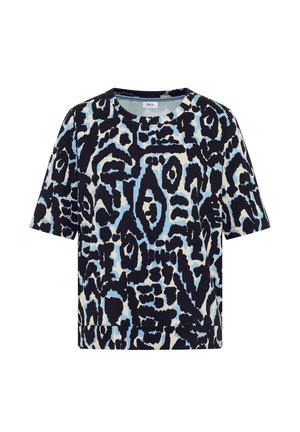 Blouse à manches courtes en bleu marine, crème et bleu clair avec un imprimé léopard abstrait. Encolure ronde avec une coupe décontractée et une texture de tissu douce.