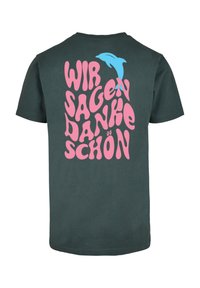 Dark gray cotton t-shirt featuring large pink and blue text in rounded, playful lettering saying "WIR SAGEN DANKE SCHÖN" with a dolphin graphic.