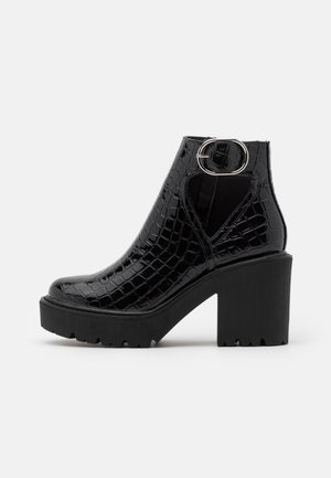 BRYCE CUT OUT UNIT - Bottines à plateau - black