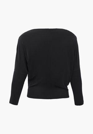 Schwarzer, langärmliger Off-Shoulder-Pullover mit zentraler Rückennaht und lockerem Sitz, vor einem einfarbigen hellen Hintergrund präsentiert.