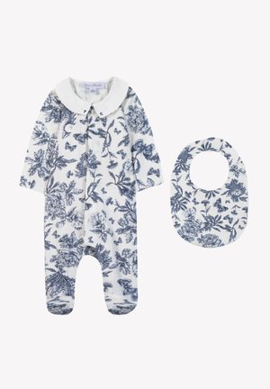 Weißer Baby-Body und Lätzchen-Set mit blauen Blumen- und Schmetterlingsmustern, mit rundem Kragen am Body.