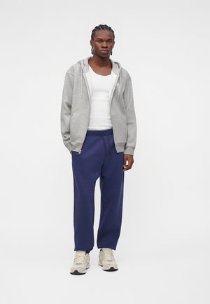 New Balance, SPORT ESSENTIALS LOGO FULL ZIP UNISEX - Суитшърт с цип - athletic grey