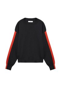 Mustat pitkät hihat neule, jossa leveitä punaisia raitoja hartioista hihansuihin ja ribbaus kaula-aukoissa.