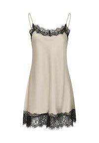 Robe nuisette en satin beige avec fines bretelles, bordure en dentelle florale noire le long du décolleté et de l'ourlet.