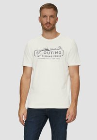 s.Oliver MIT FRONTPRINT - T-shirt print - weiß