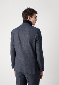 HUGO HENRY GETLIN  - Completo - dark blue