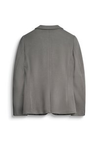 Blazer gris con un corte entallado, solapa de muesca y textura suave. La parte posterior presenta líneas limpias sin hardware o acentos visibles.