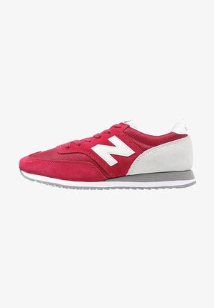 New Balance, Baskets basses - bordeaux