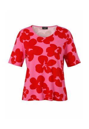 Pinkes Kurzarmhemd mit großem rotem Blumenmuster und rundem Ausschnitt, im Kragen mit "Via Appia Due" beschriftet.