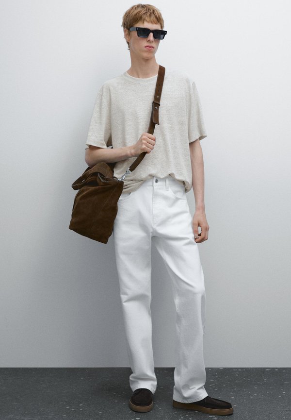 CONTRAST - Basic T-shirt4