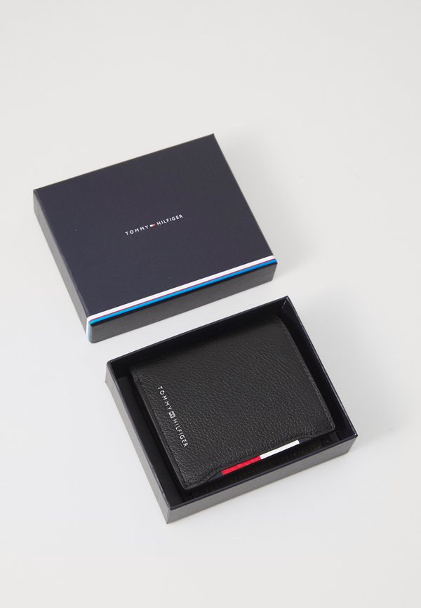 CENTRAL TRIFOLD - Wallet3