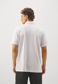TravisMathew THE ZINNA - Poloskjorter - white