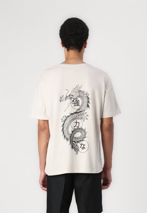 JJDRAGON TEE CREW NECK - Trükipildiga T-särk - moonbeam