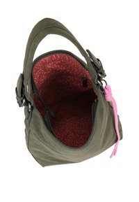 Borsa a mano di stoffa verde con forma arrotondata, dotata di un interno a pois rosa, chiusura con zip e un nastro rosa decorativo sul lato.
