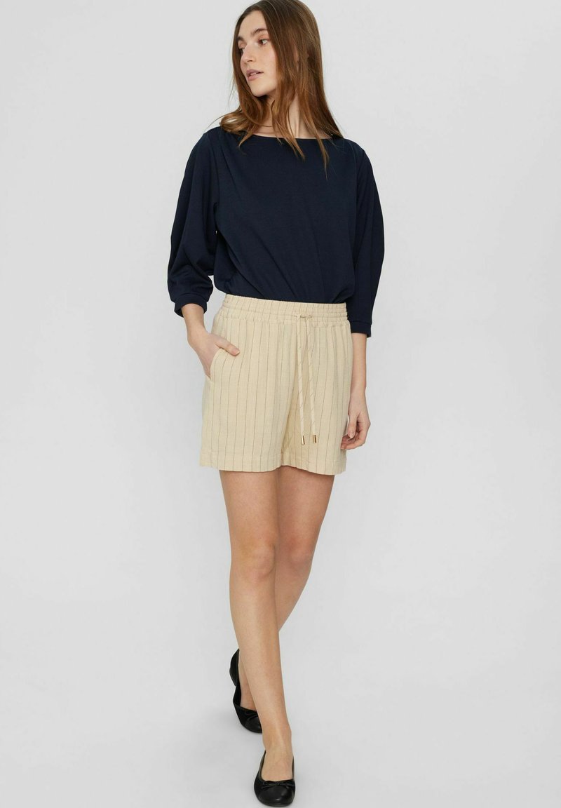 Numph Shorts beige Numph Shorts beige