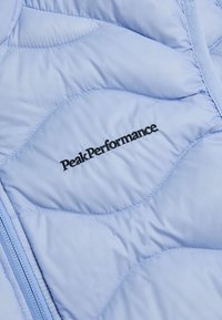 Peak Performance Liivi - hellblau