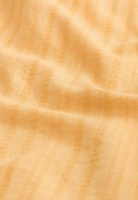 Next BANDEAU-REGULAR FIT - Rochie maxi - yellow