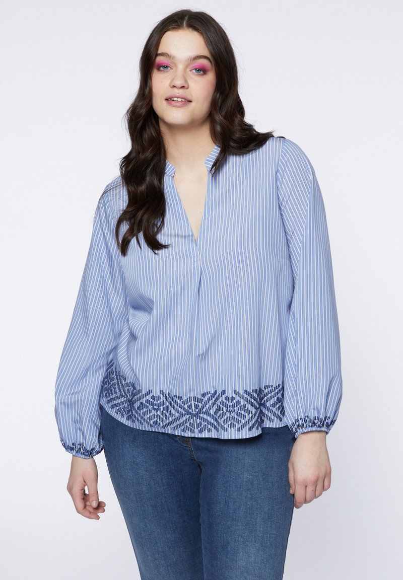 Fiorella Rubino Blouse lichtblauw
