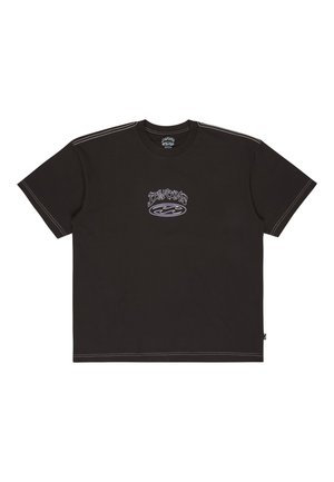 T-shirt en coton noir à manches courtes, avec un logo graphique central en violet. Coutures contrastées aux épaules et à l'ourlet.