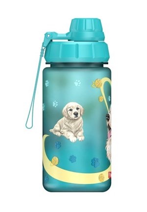 Aquamarinfarbene Kunststoff-Wasserflasche mit strukturiertem Oberflächen, die zwei Hundebilder und bunte Pfotenabdrücke auf einem Farbverlauf-Hintergrund zeigt.