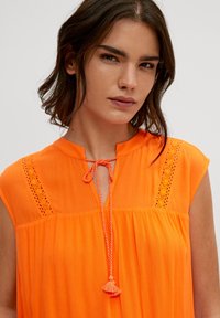 comma Camicetta - bright orange