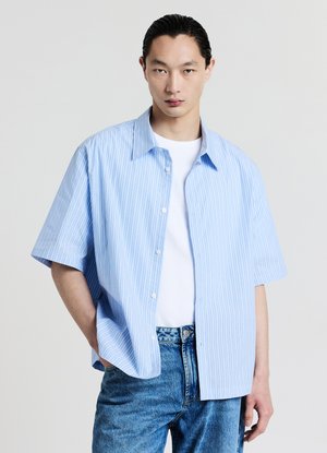 Calliope Camicia - var celeste pastello