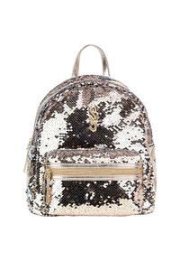Zaino con paillettes in oro, argento e oro rosa, caratterizzato da una forma arrotondata, compartimenti a doppia cerniera e una maniglia superiore per il trasporto.